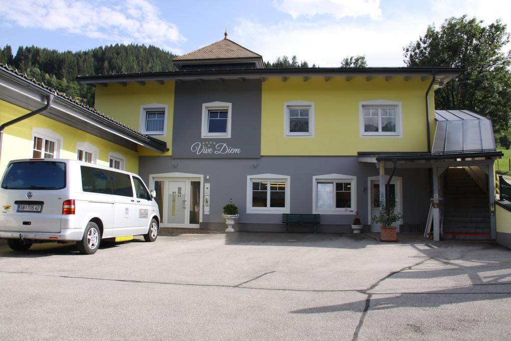 Vive Diem Haus im Ennstal Exterior photo